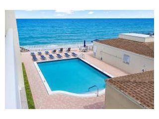 Property in Palm Beach, FL 33480 thumbnail 0