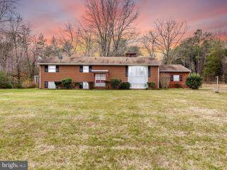 Property in Bowling green, VA 22427 thumbnail 2