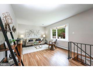 Property in Woodbridge, VA 22193 thumbnail 1