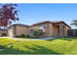 Property in Bakersfield, CA thumbnail 3