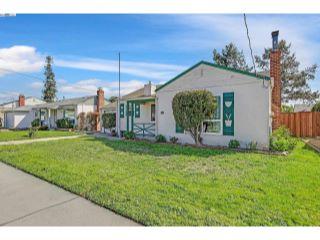 Property in Castro Valley, CA 94546 thumbnail 2