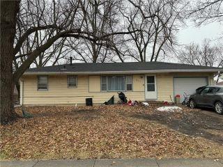 Property in Indianola, IA thumbnail 2