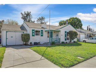 Property in Castro Valley, CA 94546 thumbnail 1