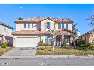 Property in Palmdale, CA thumbnail 2