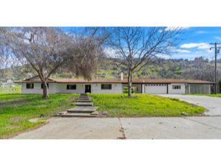 Property in Exeter, CA 93221 thumbnail 0