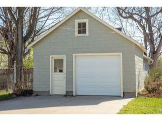 Property in Waverly, IA 50677 thumbnail 2