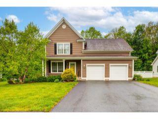 Property in Plainville, CT thumbnail 3