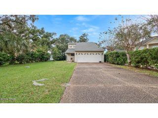 Property in Lynn Haven, FL thumbnail 5