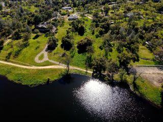 Property in Coarsegold, CA thumbnail 2