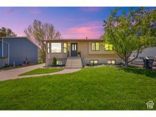 Property in Layton, UT thumbnail 1