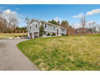 Property in Trumbull, CT thumbnail 2