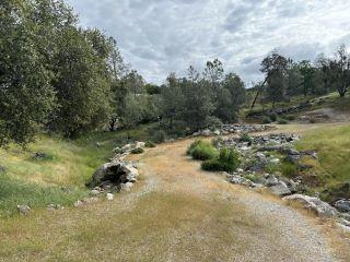 Property in Coarsegold, CA thumbnail 6