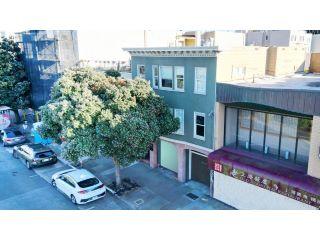 Property in San Francisco, CA 94118 thumbnail 0