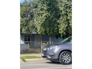 Property in Bakersfield, CA thumbnail 6