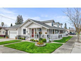 Property in Oakdale, CA 95361 thumbnail 0