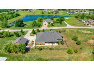 Property in Blanchard, OK 73010 thumbnail 2