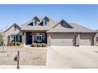 Property in Coweta, OK thumbnail 5