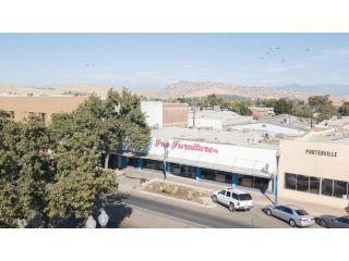 Property in Porterville, CA thumbnail 6