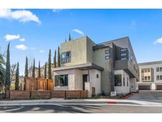 Property in San Jose - West, CA 95129 thumbnail 0