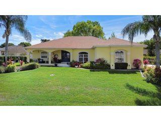 Property in Polk City, FL 33868 thumbnail 1