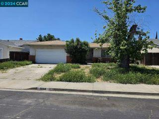 Property in Antioch, CA thumbnail 3