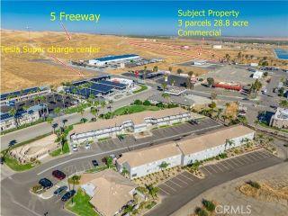 Property in Unincorporated, CA 93239 thumbnail 2
