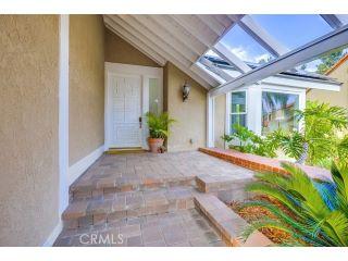 Property in Mission Viejo, CA 92692 thumbnail 2