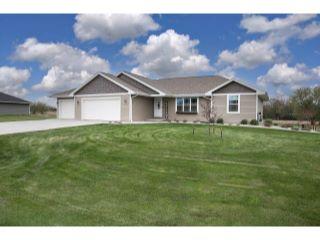 Property in Little Suamico, WI thumbnail 2
