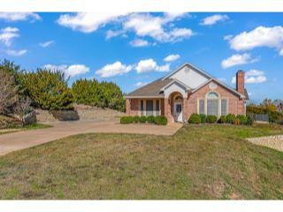 Property in Granbury, TX 76049 thumbnail 0