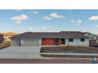 Property in Hartford, SD 57033 thumbnail 0