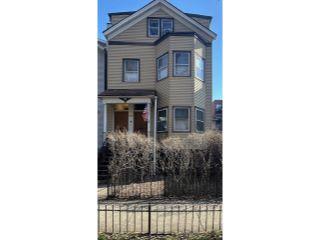 Property in Chicago, IL 60614 thumbnail 0