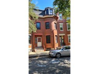 Property in Chelsea, MA thumbnail 3