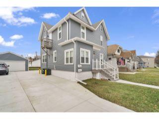 Property in West Allis, WI thumbnail 1