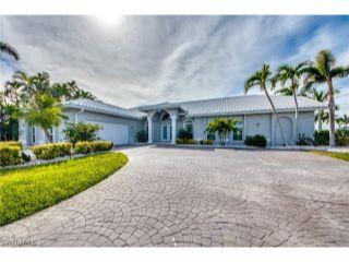 Property in Cape Coral, FL thumbnail 3