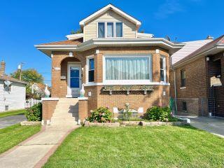 Property in Chicago, IL thumbnail 1