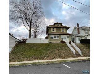 Property in Belleville, NJ thumbnail 1