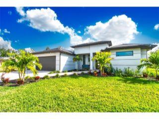 Property in Cape Coral, FL 33914 thumbnail 2