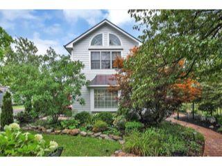 Property in Zionsville, IN thumbnail 6