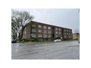 Property in Oak Lawn, IL 60453 thumbnail 0