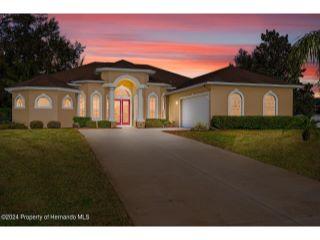 Property in Spring Hill, FL 34609 thumbnail 2