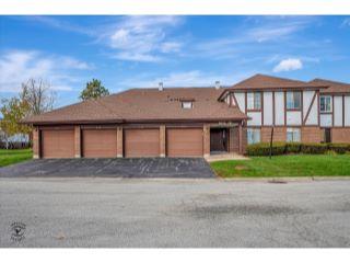 Property in Orland Park, IL thumbnail 2