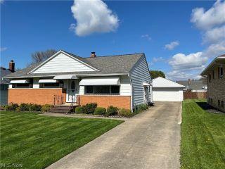 Property in Wickliffe, OH thumbnail 6