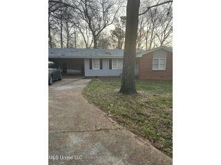 Property in Jackson, MS thumbnail 5