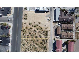 Property in Apple Valley, CA 92307 thumbnail 2