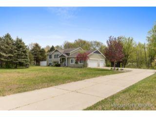 Property in Coopersville, MI 49404 thumbnail 1