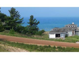 Property in Onekama, MI thumbnail 2