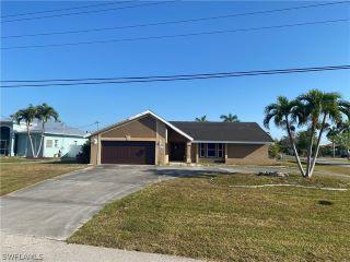 Property in Cape Coral, FL thumbnail 1