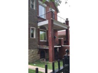 Property in Chicago, IL thumbnail 2