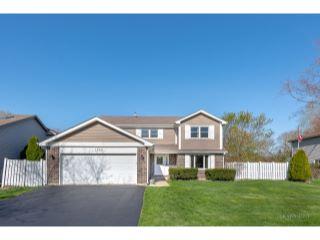 Property in Lake Zurich, IL thumbnail 1