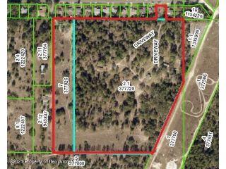 Property in Spring Hill, FL 34609 thumbnail 2